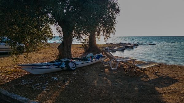 s-kayak-okolo-ostrov-tasos-x-club-teambuilding-bg (9)-1