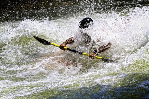 kayak-v-burzi-vodi-x-club-teambuilding-bg (1)-1