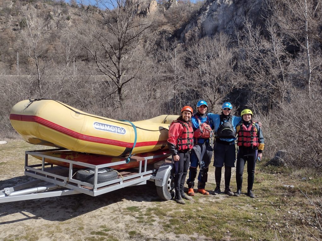 rafting-prez-fevruari-struma-2022-x-club-teambuilding-bg-com-1